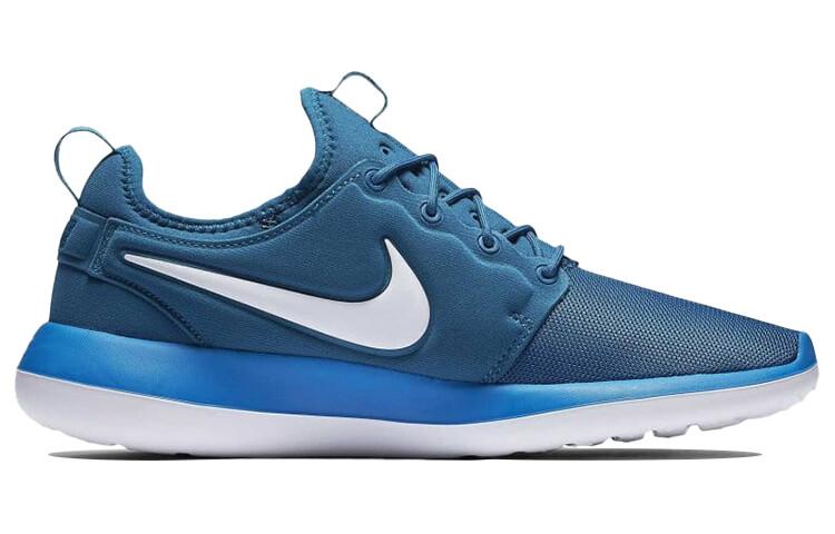 Мужские кроссовки для бега Nike Roshe Two
Мужские кроссовки для бега Nike Roshe Two