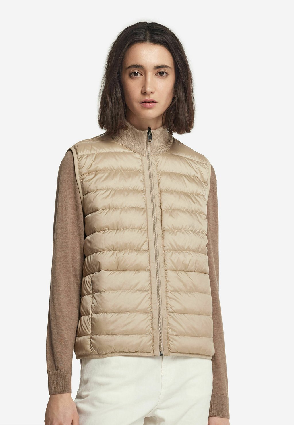 Жилет Falconeri, бежевый
Жилет Falconeri, бежевый