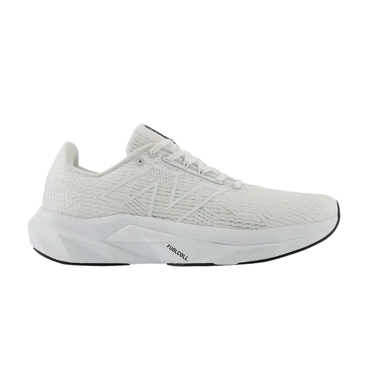 Кроссовки FuelCell Propel v5 2E Wide, белый
Кроссовки FuelCell Propel v5 2E Wide, белый