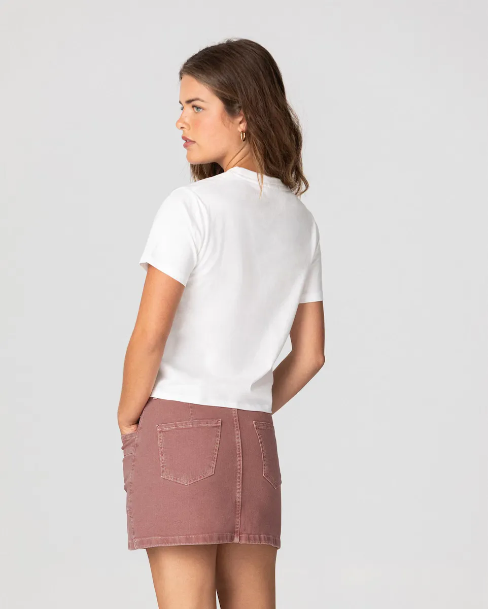 Женская футболка с коротким рукавом и логотипом Noon, белый
Женская футболка с коротким рукавом и логотипом Noon, белый