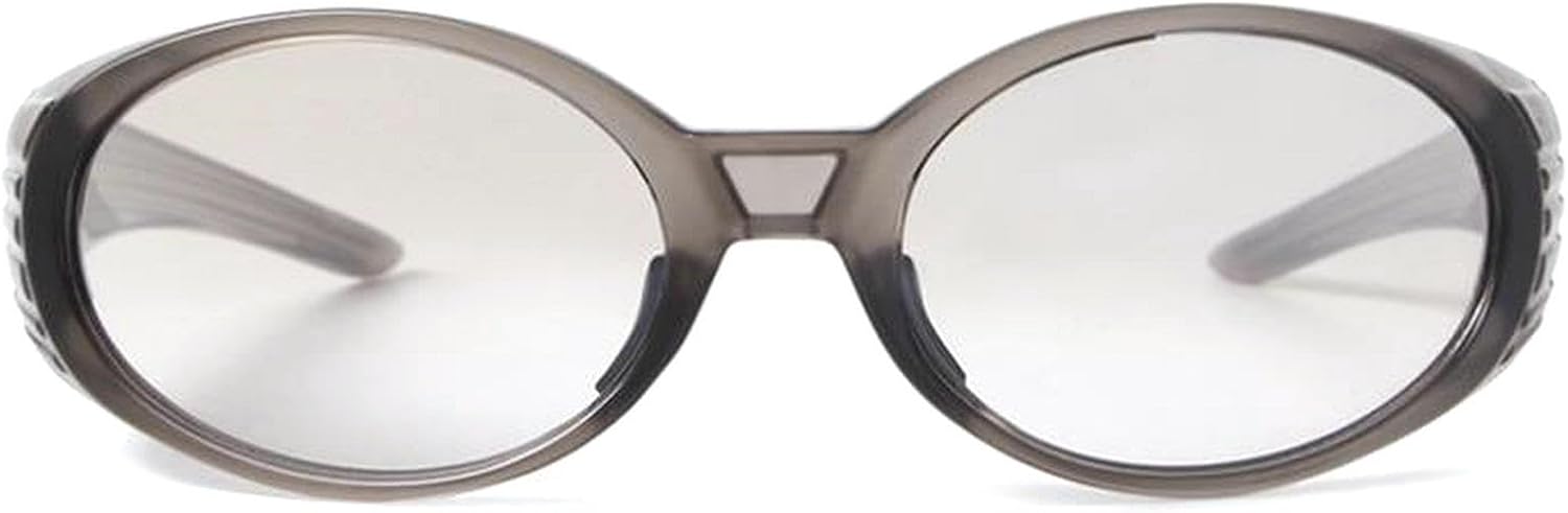 Женские панк-спортивные солнцезащитные очки 2025 года, роскошный дизайн в стиле Y2K, винтажные овальные солнцезащитные очки для женщин, обтекаемые солнцезащитные очки-маски mincl, Silver
Женские панк-спортивные солнцезащитные очки 2025 года, роскошный дизайн в стиле Y2K, винтажные овальные солнцезащитные очки для женщин, обтекаемые солнцезащитные очки-маски mincl, Silver