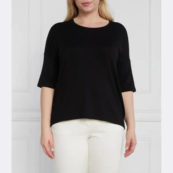 Футболка оверсайз размера плюс Persona By Marina Rinaldi, черный
Футболка оверсайз размера плюс Persona By Marina Rinaldi, черный