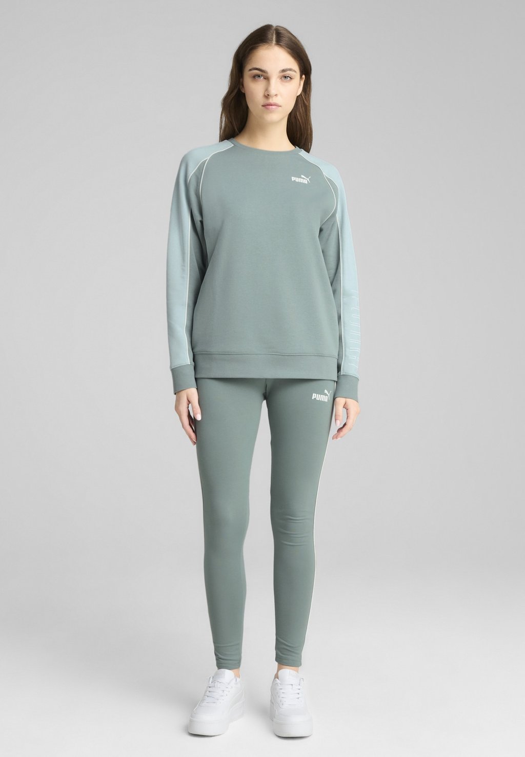 Толстовка CREWNECK Puma, зеленый 
Толстовка CREWNECK Puma, зеленый