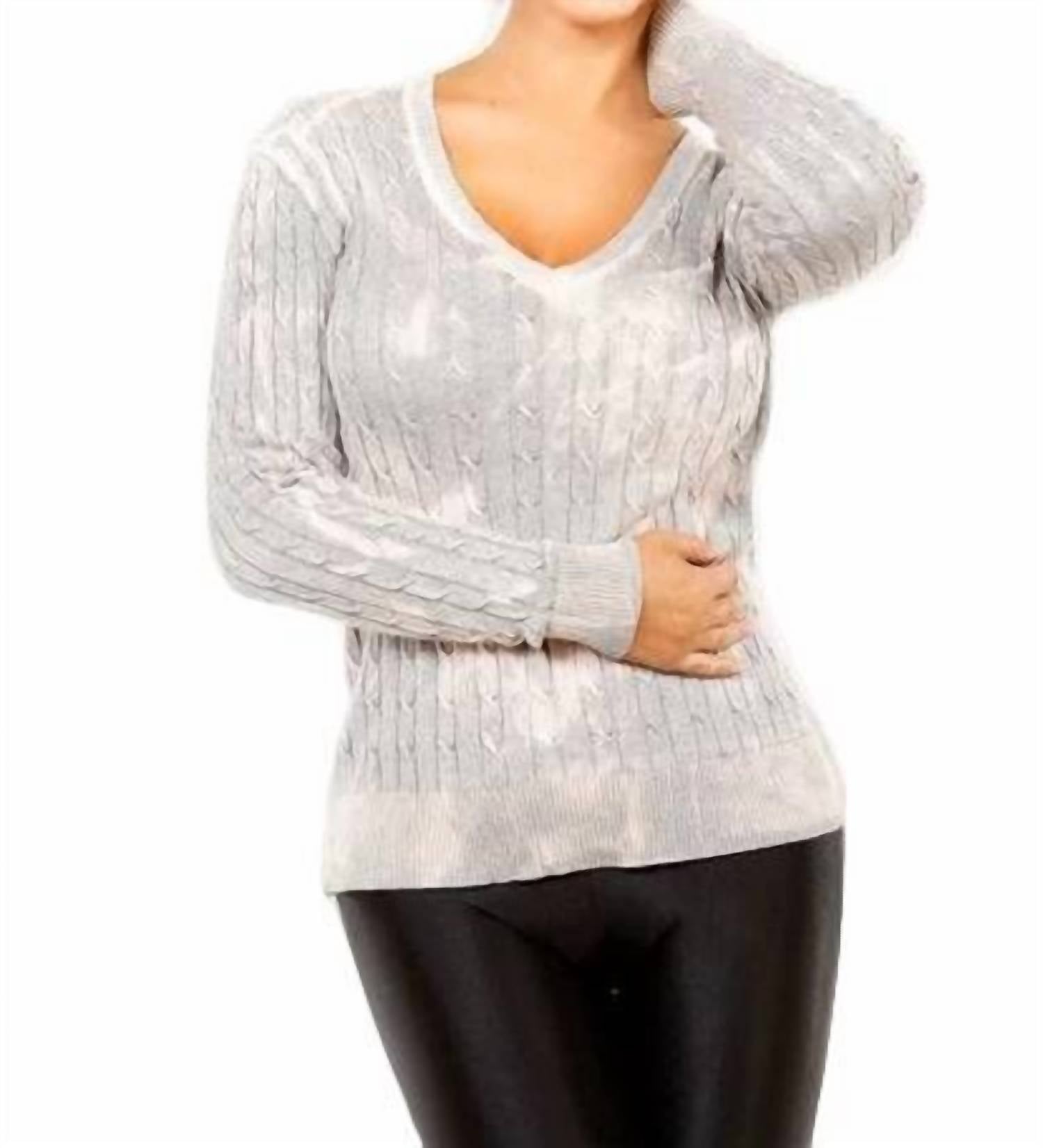 Свитер с V-образным вырезом и фактурой «кабельная вязка» цвета «мрамор» ANGEL
Свитер с V-образным вырезом и фактурой «кабельная вязка» цвета «мрамор» ANGEL