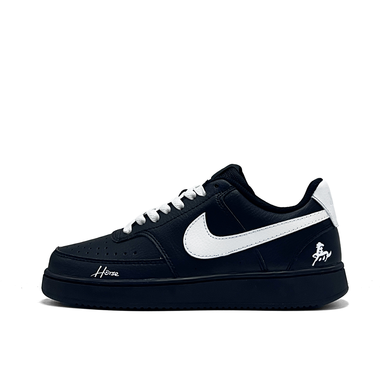 Nike Кроссовки для скейтбординга Court Vision Low White Horse Knight с износостойким верхом, унисекс, черный с белыми подошвами
Nike Кроссовки для скейтбординга Court Vision Low White Horse Knight с износостойким верхом, унисекс, черный с белыми подошвами