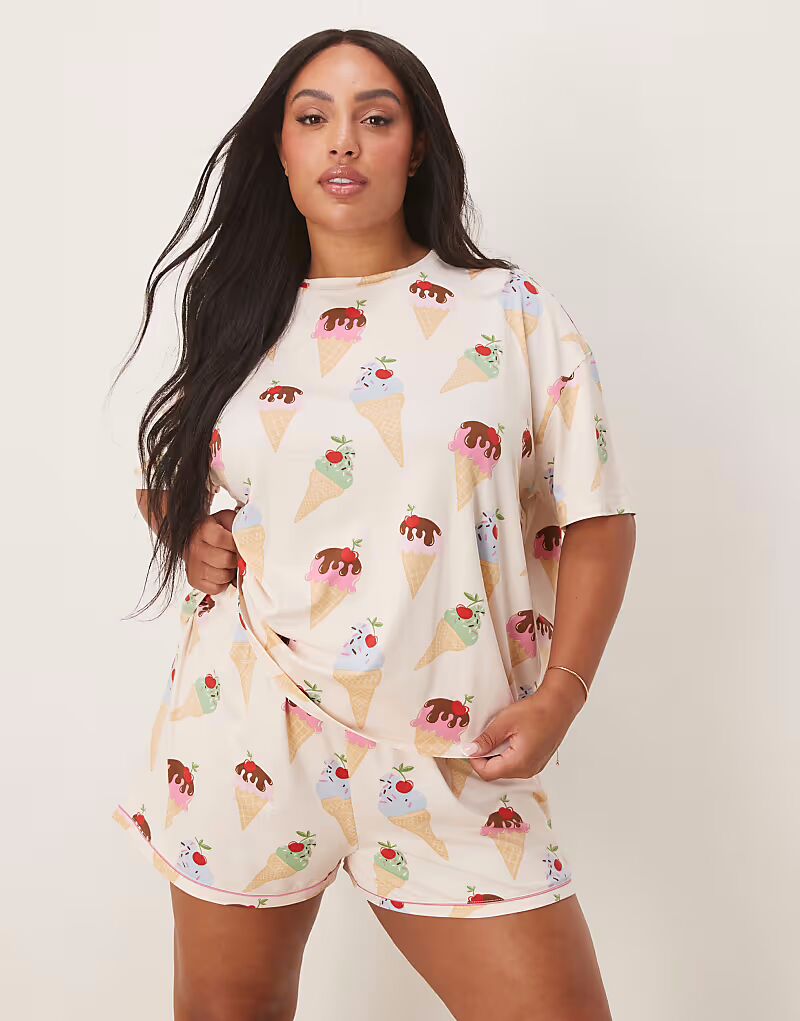 Пижамный комплект из топа и шорт свободного кроя с принтом мороженого Urban Threads Curve
Пижамный комплект из топа и шорт свободного кроя с принтом мороженого Urban Threads Curve