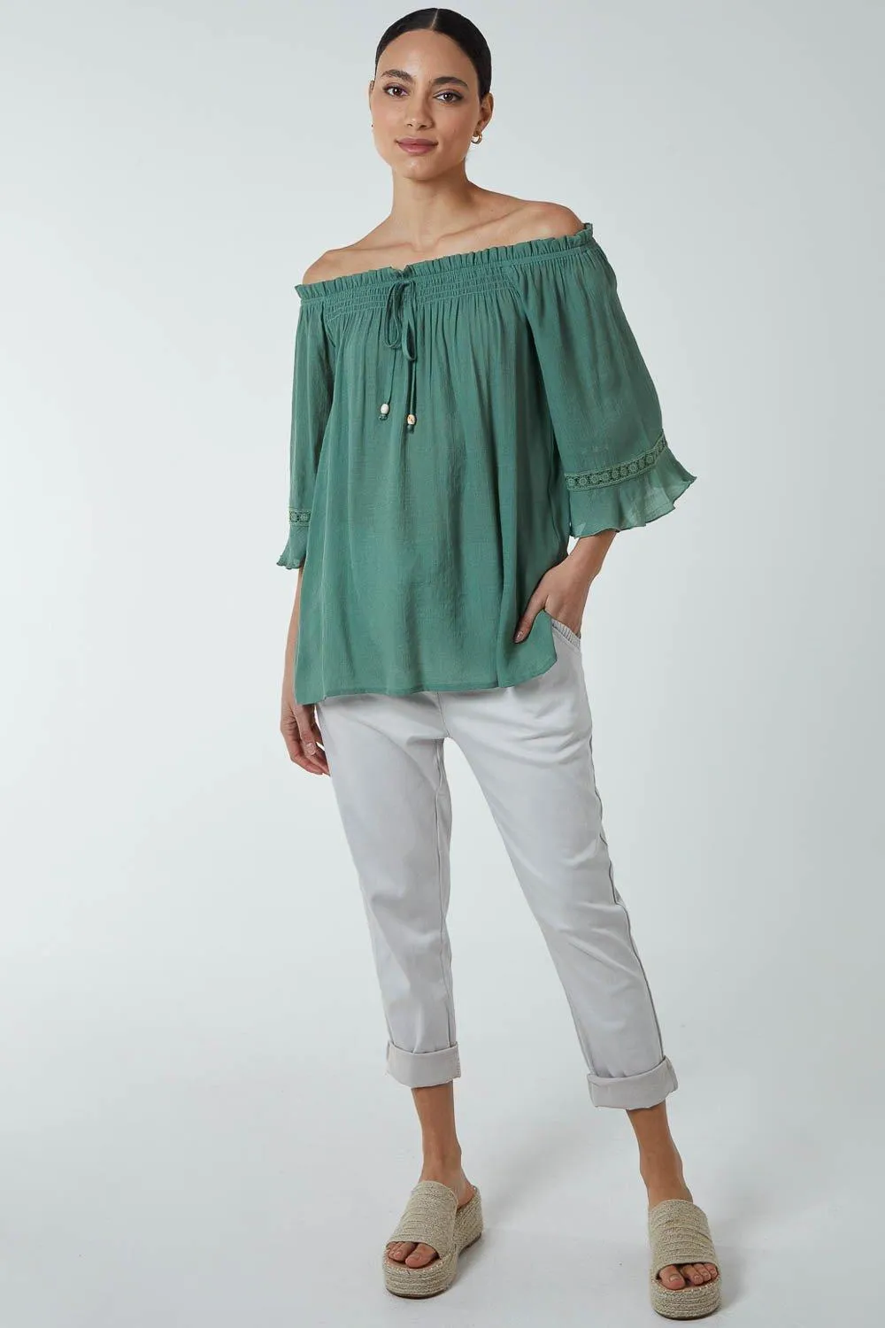 Топ с открытыми плечами и завязкой спереди Blue Vanilla, хаки
Топ с открытыми плечами и завязкой спереди Blue Vanilla, хаки