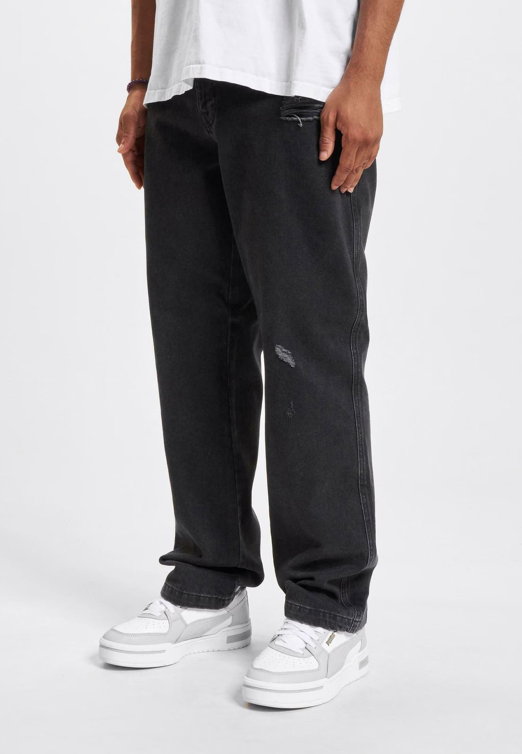 Джинсы свободного кроя DEF, цвет Black Washed Destroyed
Джинсы свободного кроя DEF, цвет Black Washed Destroyed