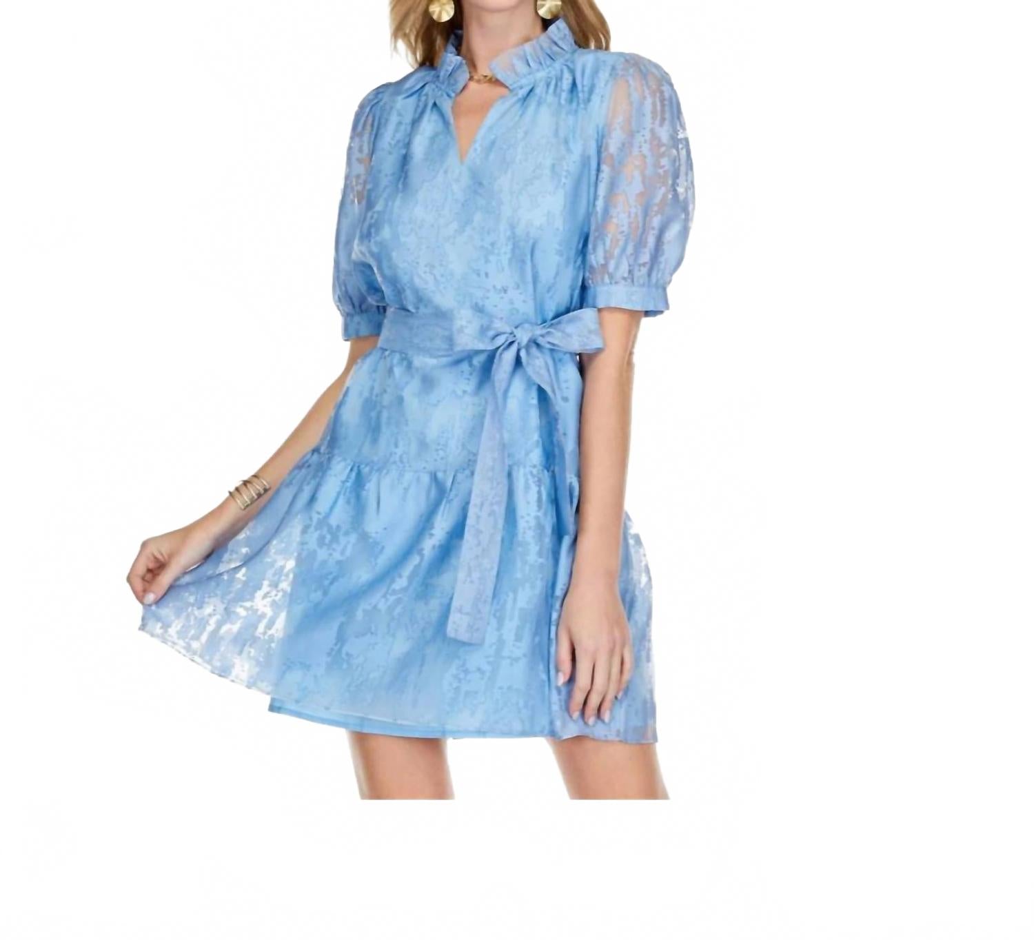 Синее мини-платье с воланами на горловине и подоле Jade
Синее мини-платье с воланами на горловине и подоле Jade