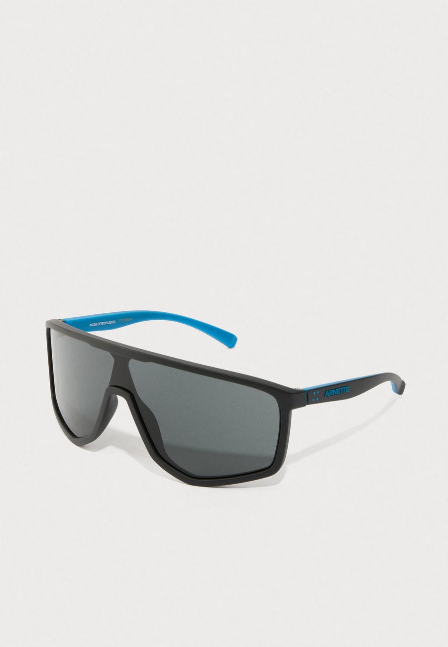 Солнцезащитные очки Arnette STRIPE, Black/Dark Grey/Black
Солнцезащитные очки Arnette STRIPE, Black/Dark Grey/Black