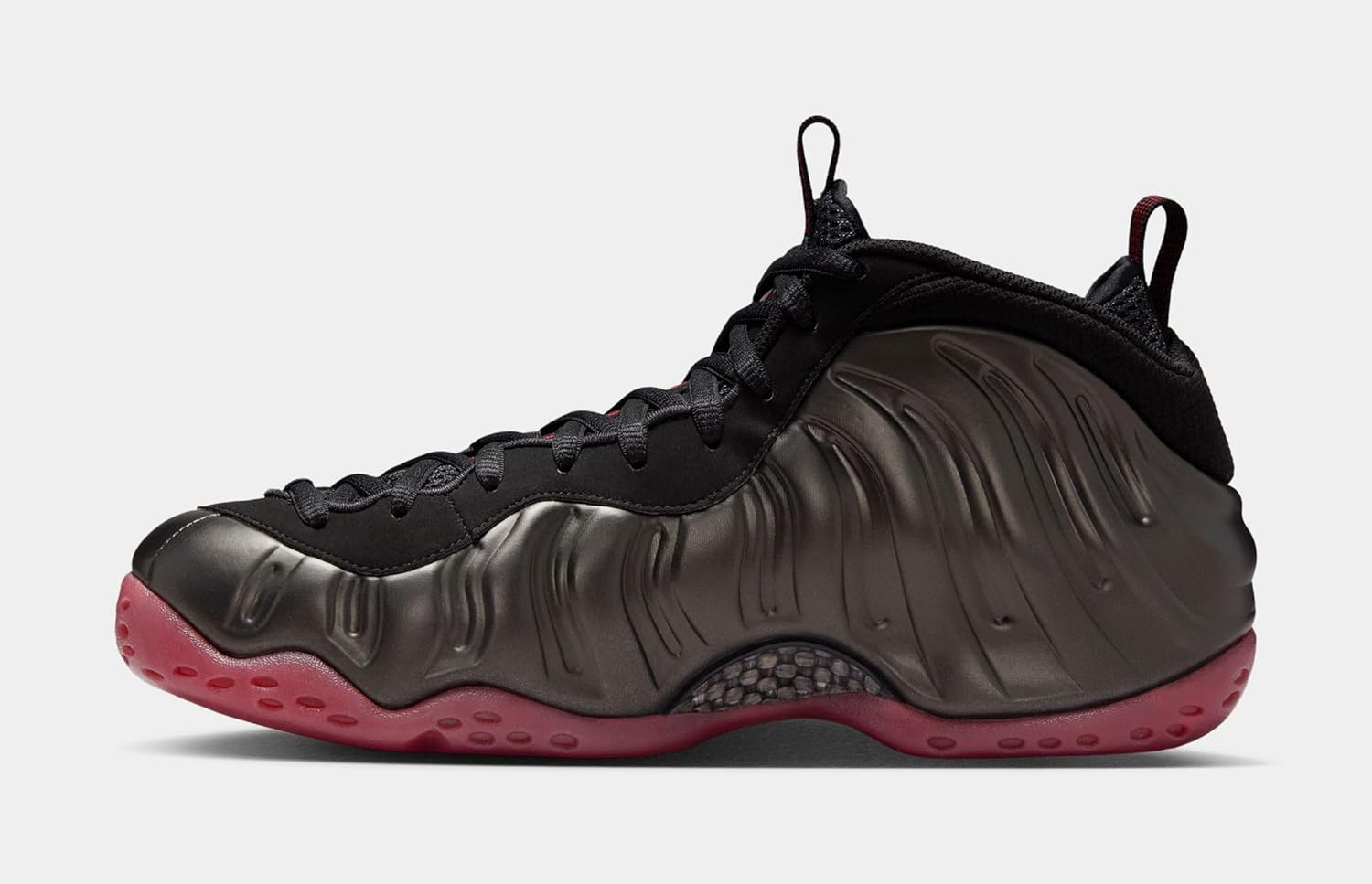 Кроссовки Air Foamposite One Nike, Black/Red
Кроссовки Air Foamposite One Nike, Black/Red