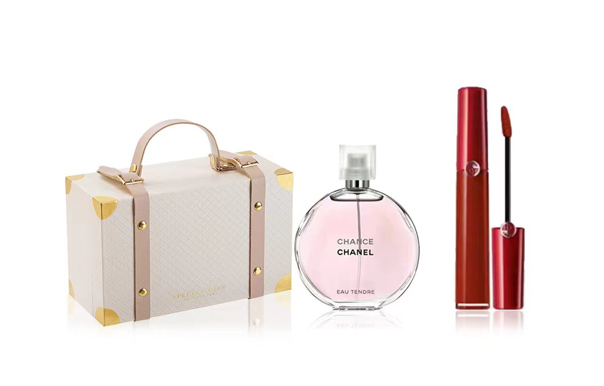 Туалетная вода encounter tender affection мускус ирис 35ml помада набор косметики подарок для девушки CHANEL
Туалетная вода encounter tender affection мускус ирис 35ml помада набор косметики подарок для девушки CHANEL