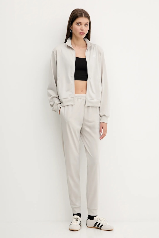 Спортивный костюм Feelcozy Adidas, бежевый
Спортивный костюм Feelcozy Adidas, бежевый