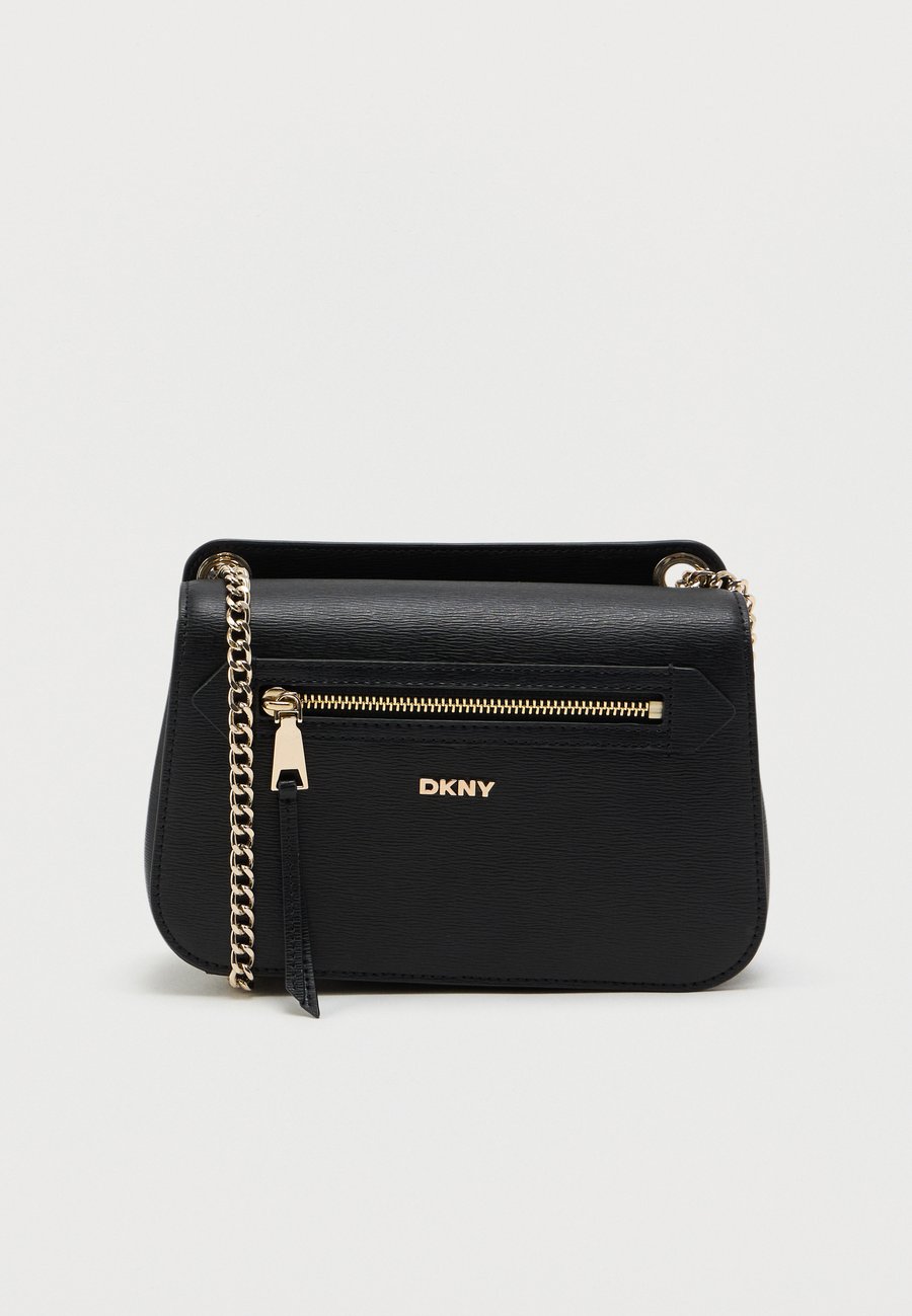 Сумка кросс-боди DKNY BRYANT AVE CHAIN SHOULDER, Black/Gold-Coloured/Black
Сумка кросс-боди DKNY BRYANT AVE CHAIN SHOULDER, Black/Gold-Coloured/Black