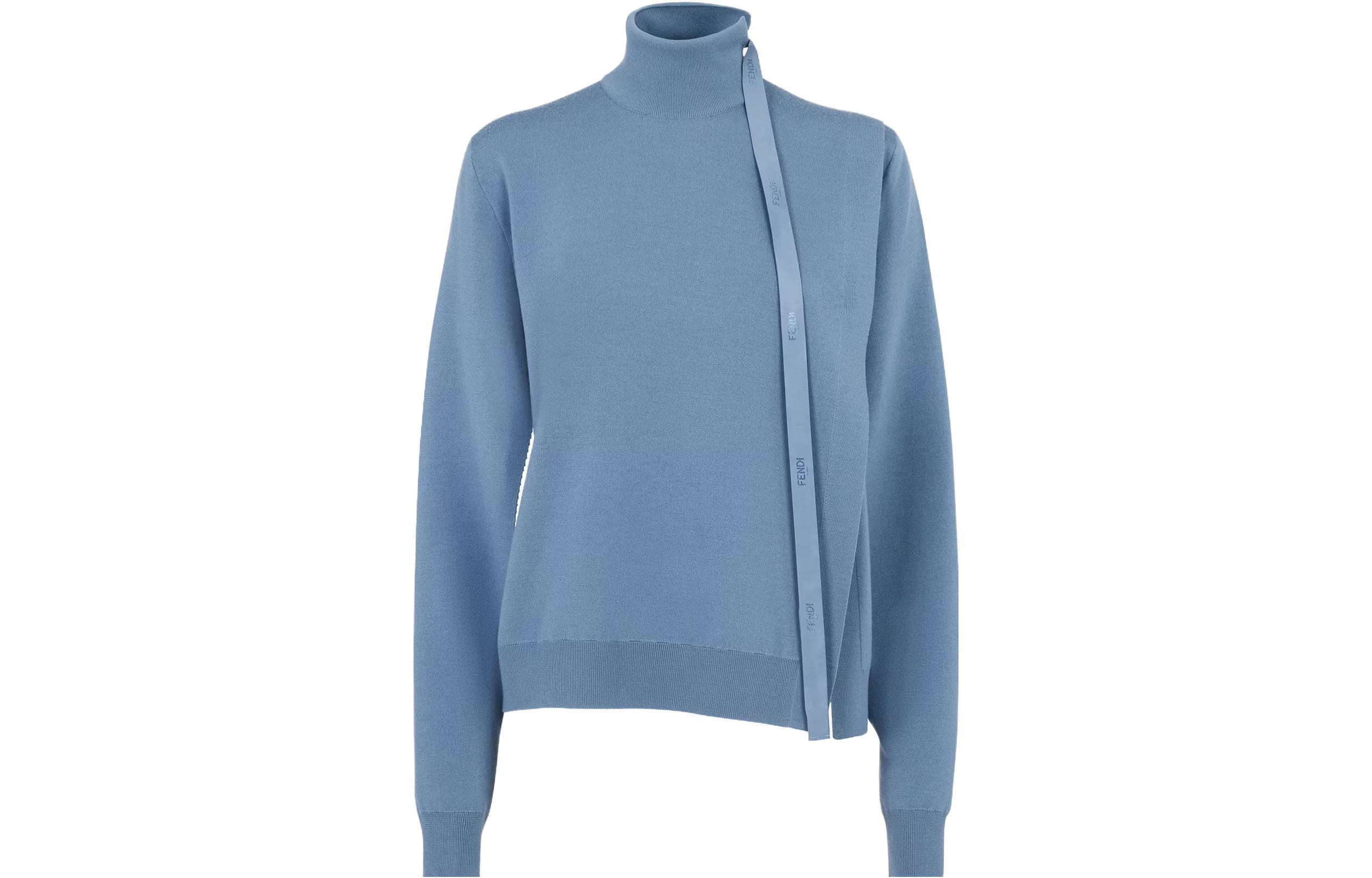 Футболка с вырезом FENDI, синяя
Футболка с вырезом FENDI, синяя