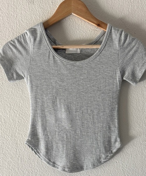 Футболка с коротким рукавом, закругленный низ NANAHACHI, серый
Футболка с коротким рукавом, закругленный низ NANAHACHI, серый