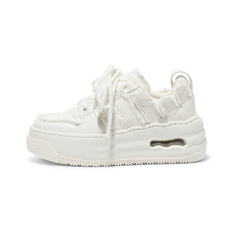 Кеды, скейтборд обувь женская низкая Coup De Foudre, белый/черный
Кеды, скейтборд обувь женская низкая Coup De Foudre, белый/черный