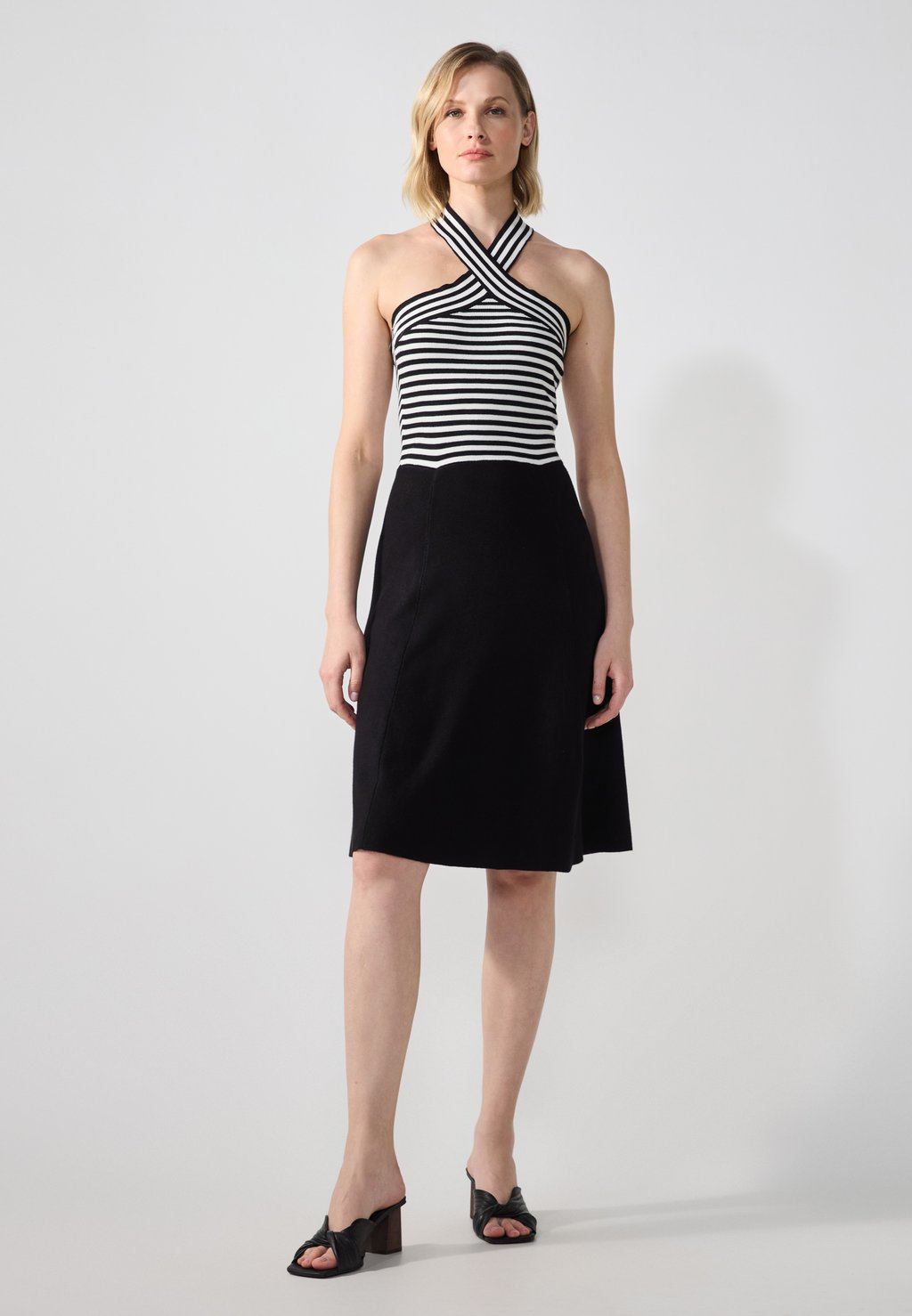 Платье-джемпер Anna Field, черный
Платье-джемпер Anna Field, черный