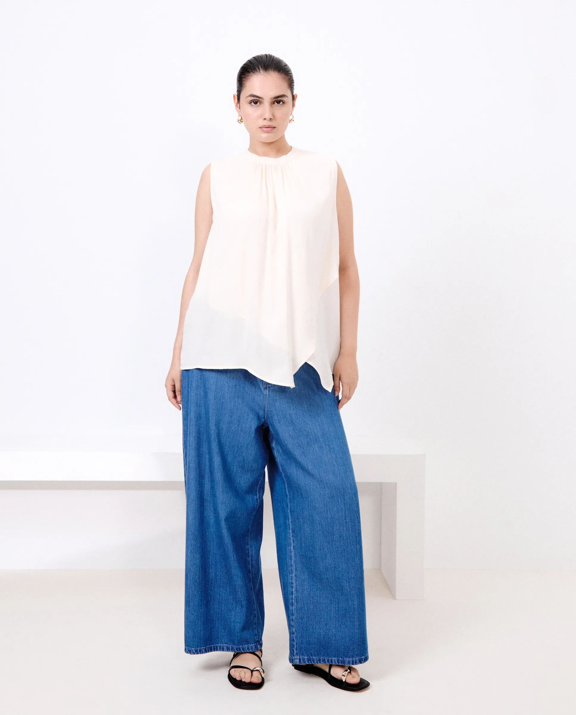 Женская гладкая майка с коротким рукавом Couchel, песочный
Женская гладкая майка с коротким рукавом Couchel, песочный