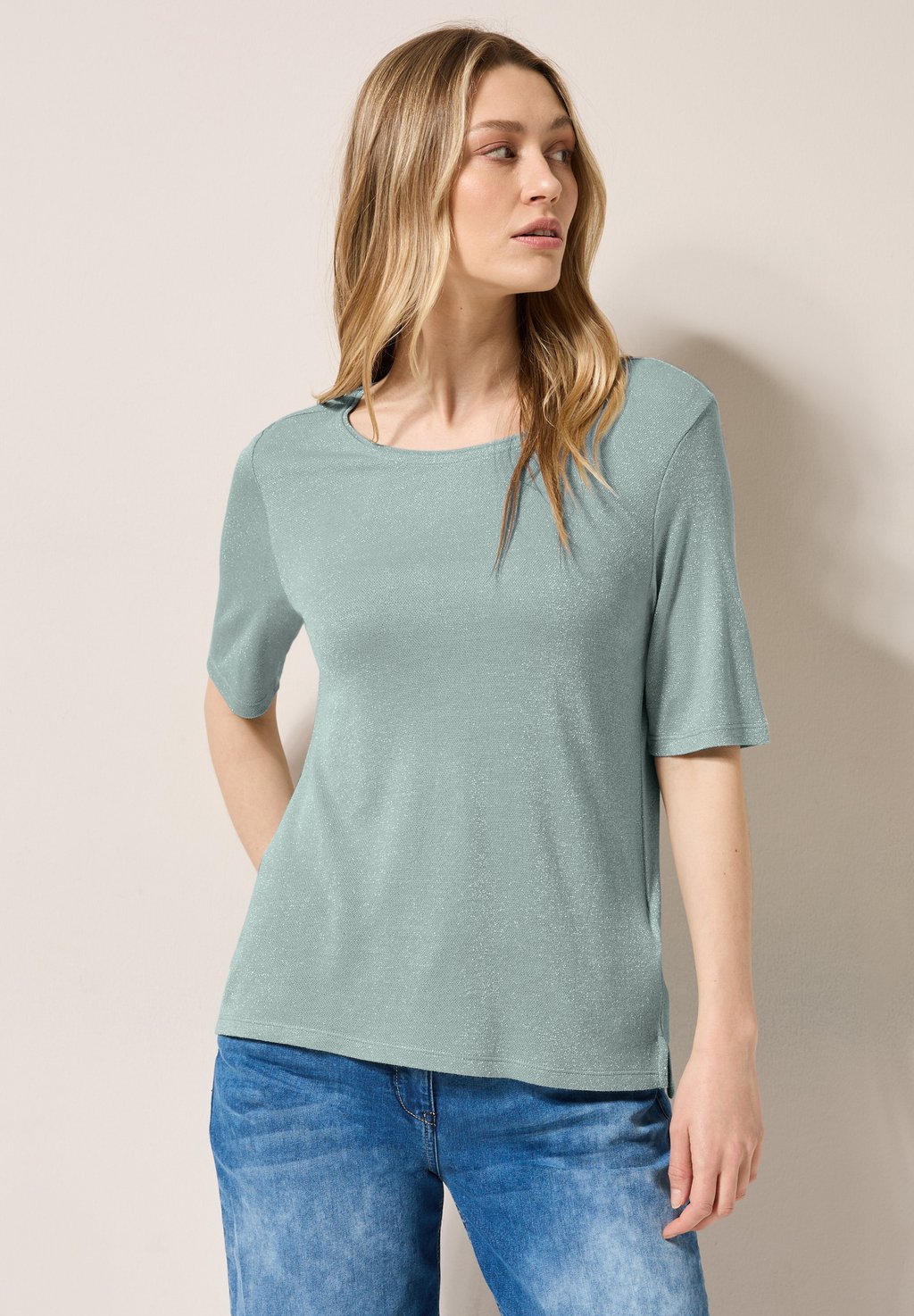 Базовая футболка GLITZERNDES Cecil, цвет Grün
Базовая футболка GLITZERNDES Cecil, цвет Grün