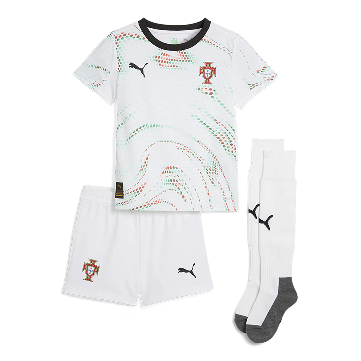 Полный комплект детской формы 2-й комплект Португалия FPF Puma, белый
Полный комплект детской формы 2-й комплект Португалия FPF Puma, белый