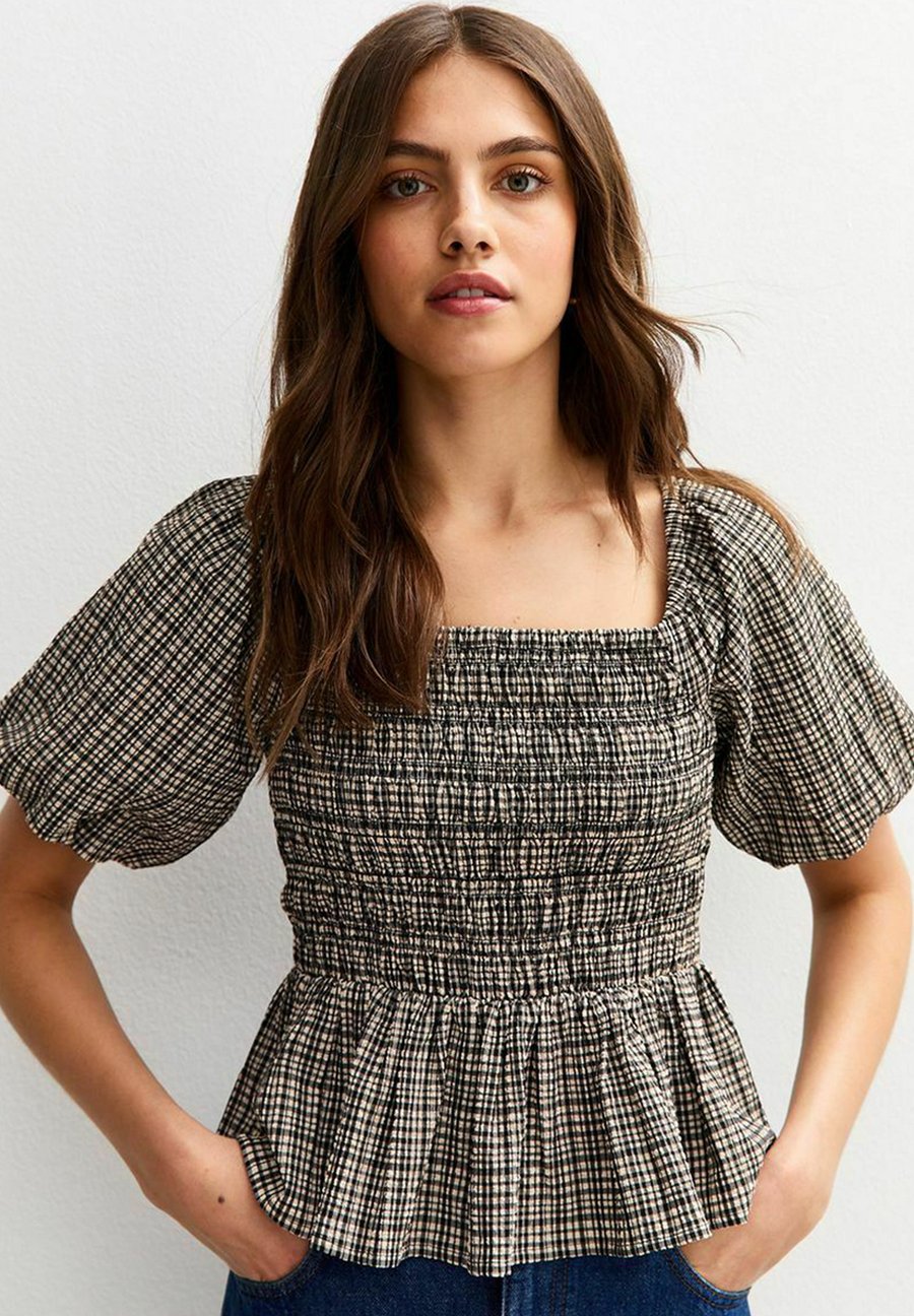 Блуза New Look Blouse, Black Pattern/Black
Блуза New Look Blouse, Black Pattern/Black