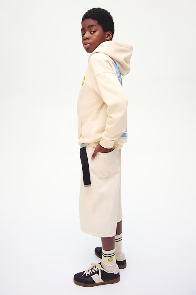 Толстовка с капюшоном с рисунком H&M, мультиколор 
Толстовка с капюшоном с рисунком H&M, мультиколор