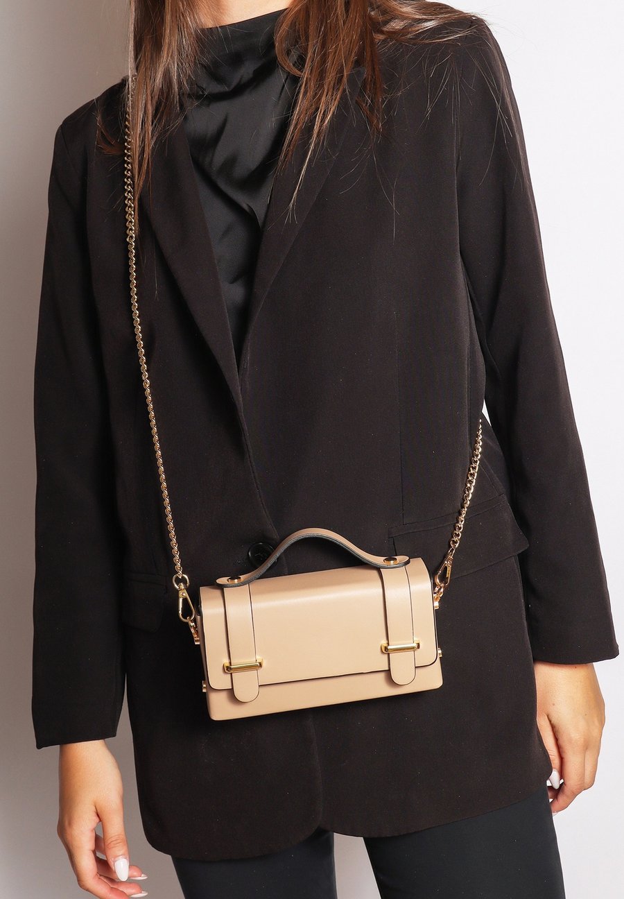 Сумка Chiara Ferretti Handbag, Beige
Сумка Chiara Ferretti Handbag, Beige