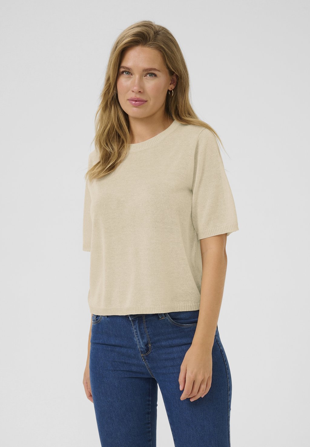 Базовая футболка KALINN Kaffe, бежевый
Базовая футболка KALINN Kaffe, бежевый