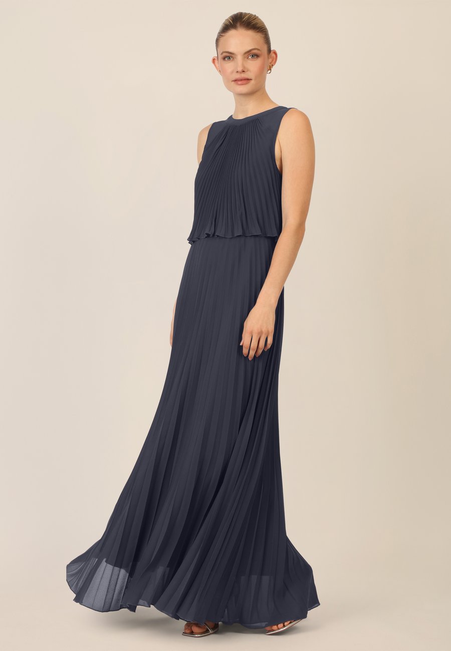 Платье Apart Maxi dress, Nachtblau/Dark Blue
Платье Apart Maxi dress, Nachtblau/Dark Blue