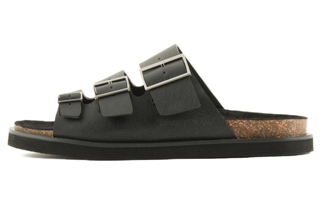 Шлепанцы мужские черные Emporio Armani
Шлепанцы мужские черные Emporio Armani