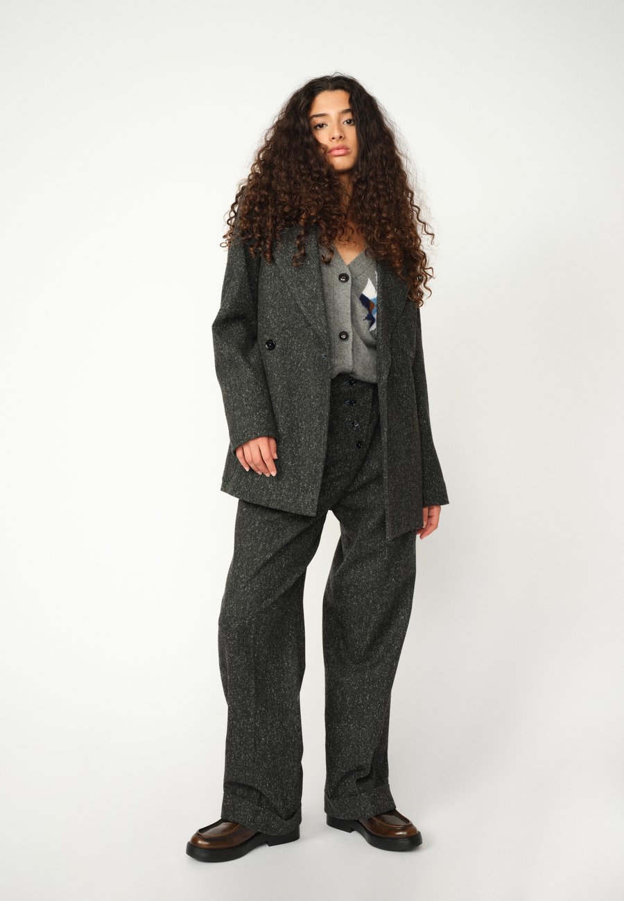 Брюки HEYANNO KNOW LANA, Dark Grey Melange/Dark Grey
Брюки HEYANNO KNOW LANA, Dark Grey Melange/Dark Grey