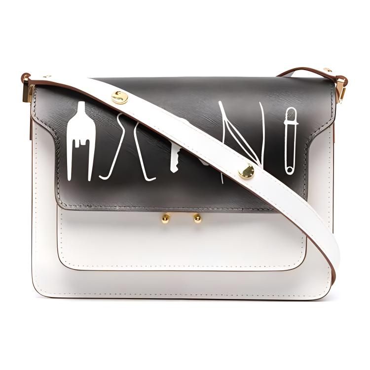 Женская сумка через плечо из коровьей кожи белого и разноцветного цветов MARNI
Женская сумка через плечо из коровьей кожи белого и разноцветного цветов MARNI