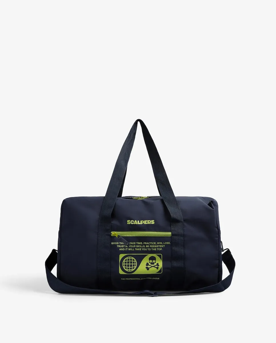 Детская дорожная сумка с ручками и регулируемым ремнем через плечо Scalpers, синий
Детская дорожная сумка с ручками и регулируемым ремнем через плечо Scalpers, синий