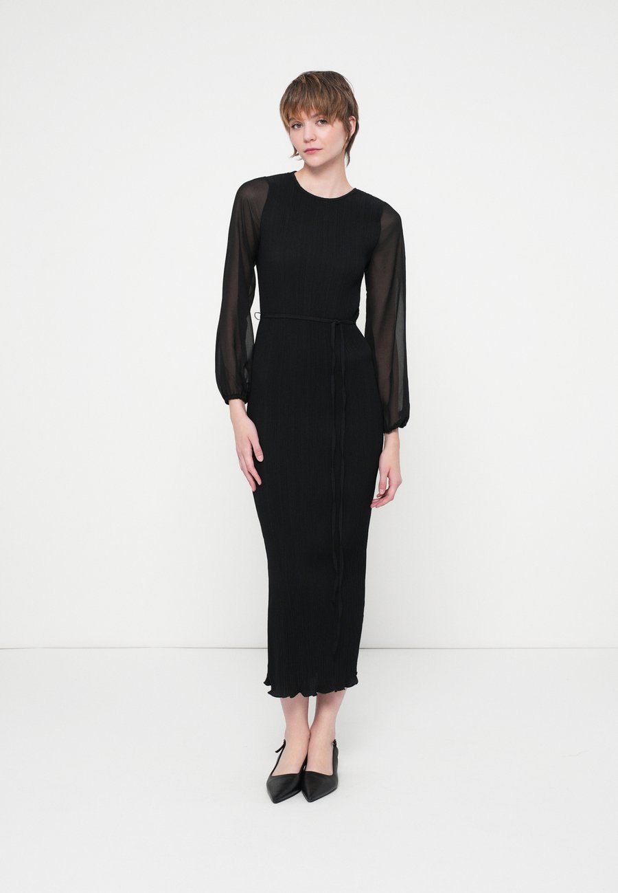 Платье Never Fully Dressed PERRIE DRESS, Black
Платье Never Fully Dressed PERRIE DRESS, Black
