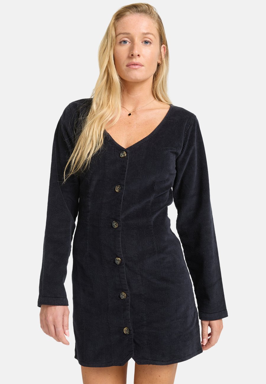 Платье Billabong LAST WAVES, Blk/Black
Платье Billabong LAST WAVES, Blk/Black