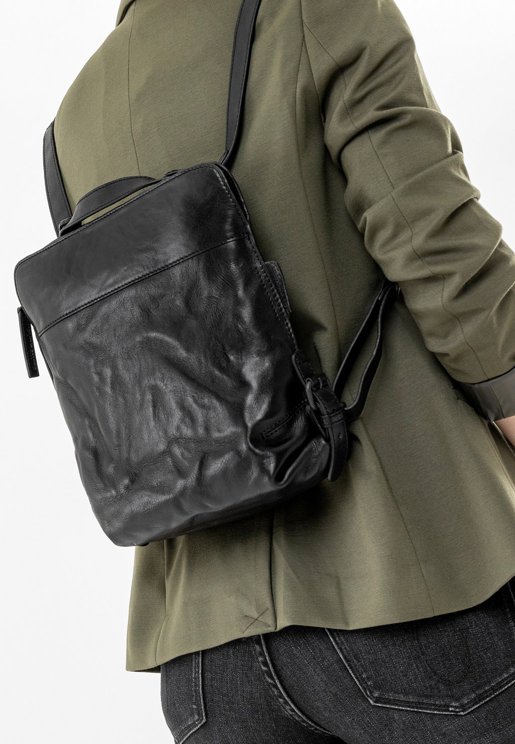 Рюкзак MRS CRUMBLE COOKIE Aunts & Uncles, черный
Рюкзак MRS CRUMBLE COOKIE Aunts & Uncles, черный