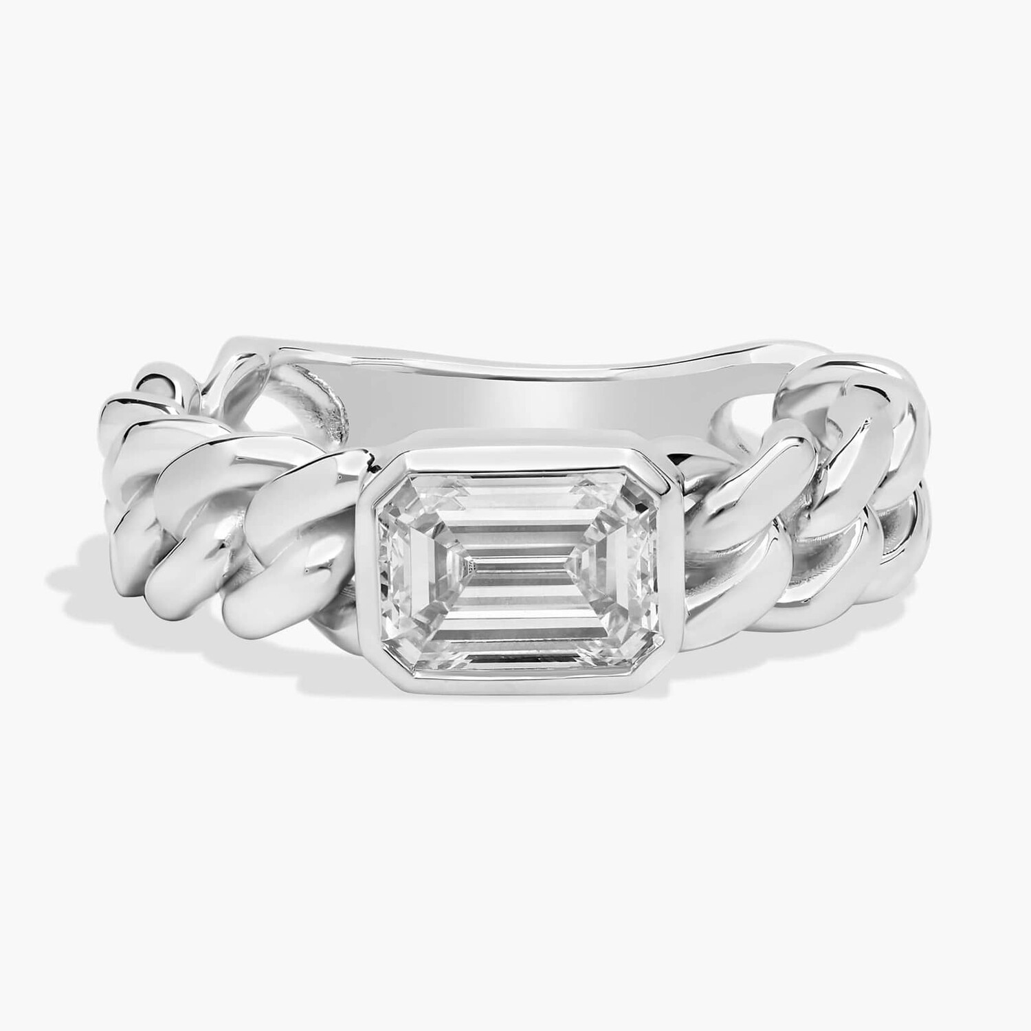 Кубинское кольцо с выращенным в лаборатории бриллиантом изумрудной огранки из 14-каратного белого золота (1 карат, двойной). Blue Nile
Кубинское кольцо с выращенным в лаборатории бриллиантом изумрудной огранки из 14-каратного белого золота (1 карат, двойной). Blue Nile