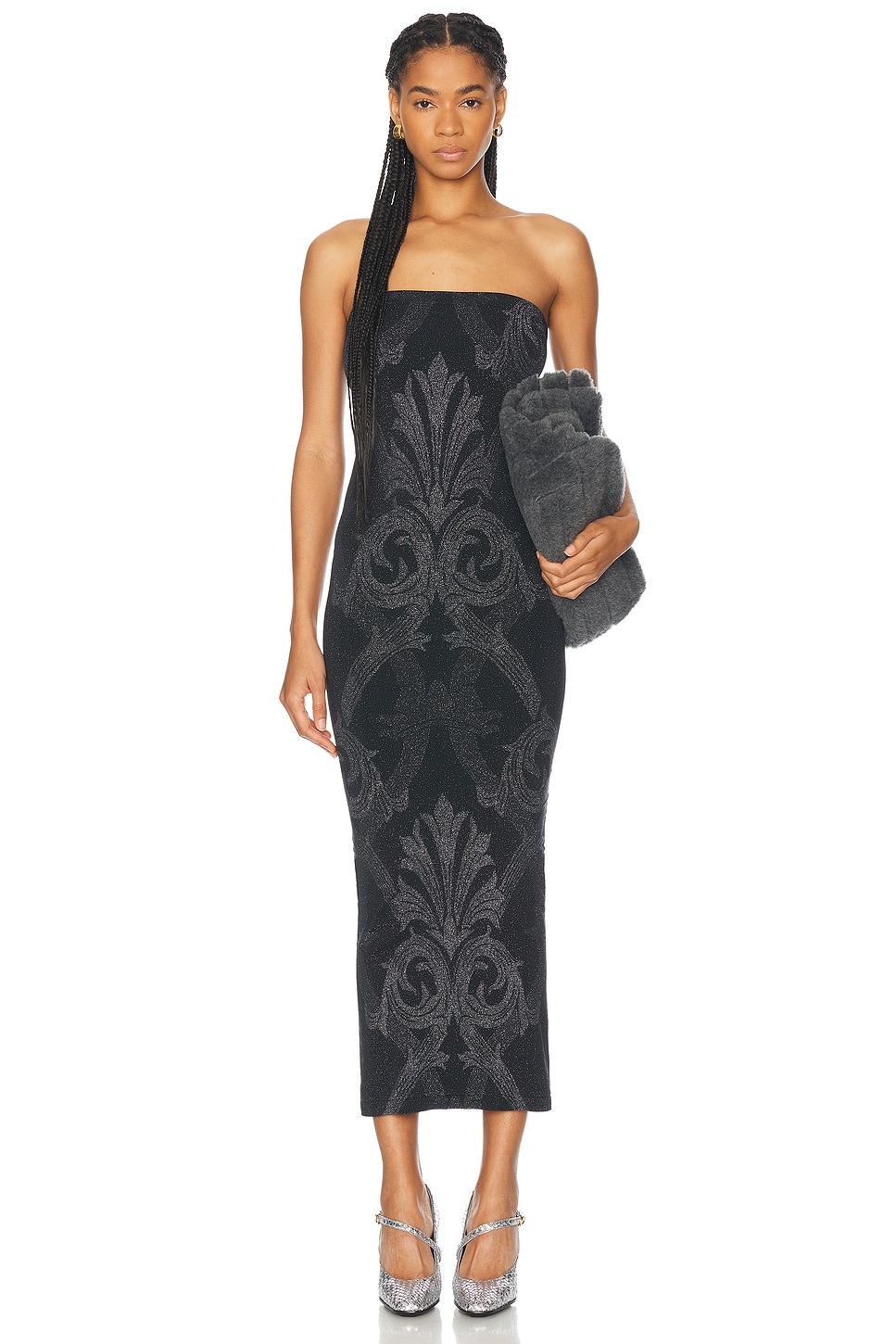 Жаккардовое платье цвета металлик из коллаборации с Etro Wolford, цвет Black & Silver
Жаккардовое платье цвета металлик из коллаборации с Etro Wolford, цвет Black & Silver