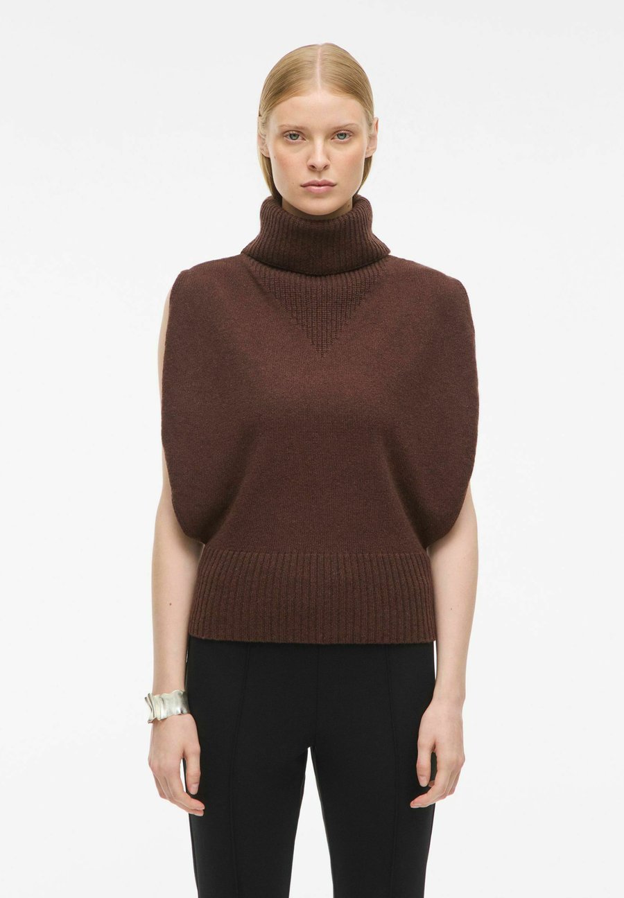 Джемпер Rouge Edit Jumper, Chicory Coffee/Dark Brown
Джемпер Rouge Edit Jumper, Chicory Coffee/Dark Brown