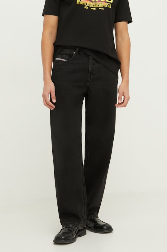 Джинсы 2001 D-MACRO Diesel, черный
Джинсы 2001 D-MACRO Diesel, черный
