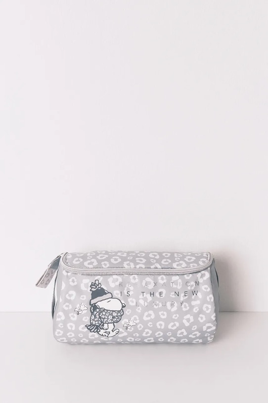 Дорожная косметичка СНУПИ Women'Secret, серый
Дорожная косметичка СНУПИ Women'Secret, серый