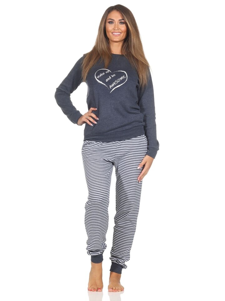 Пижама NORMANN Interlock langarm Bündchen Herzmotiv, синий
Пижама NORMANN Interlock langarm Bündchen Herzmotiv, синий