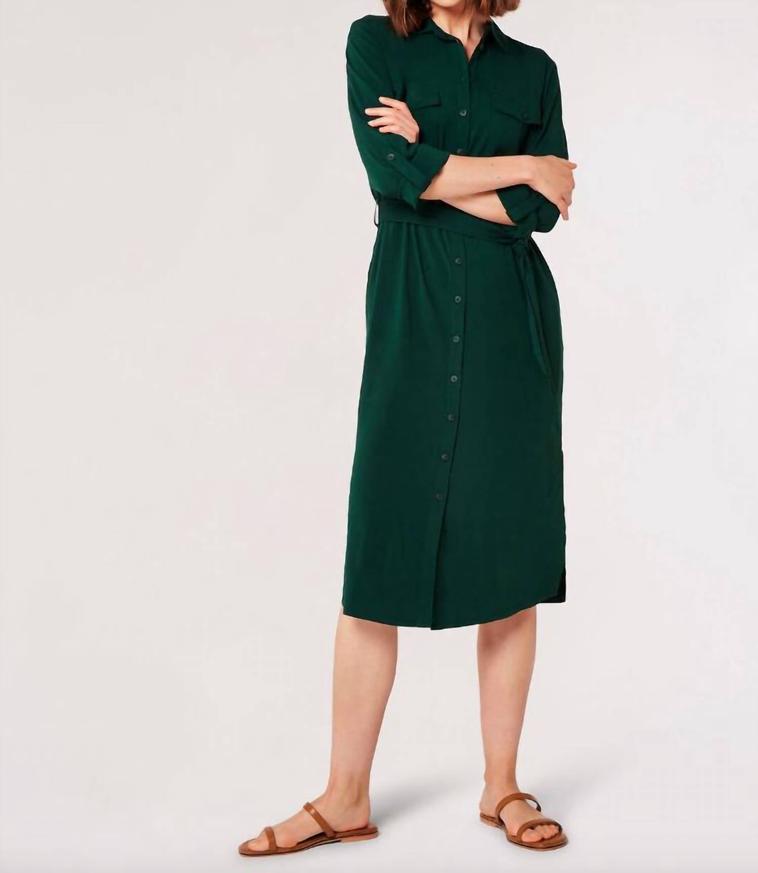 Платье-рубашка зеленого цвета APRICOT
Платье-рубашка зеленого цвета APRICOT