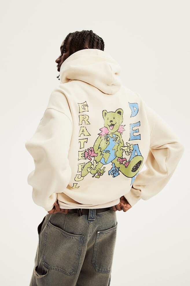 Толстовка с капюшоном с принтом свободного кроя H&M, мультиколор
Толстовка с капюшоном с принтом свободного кроя H&M, мультиколор