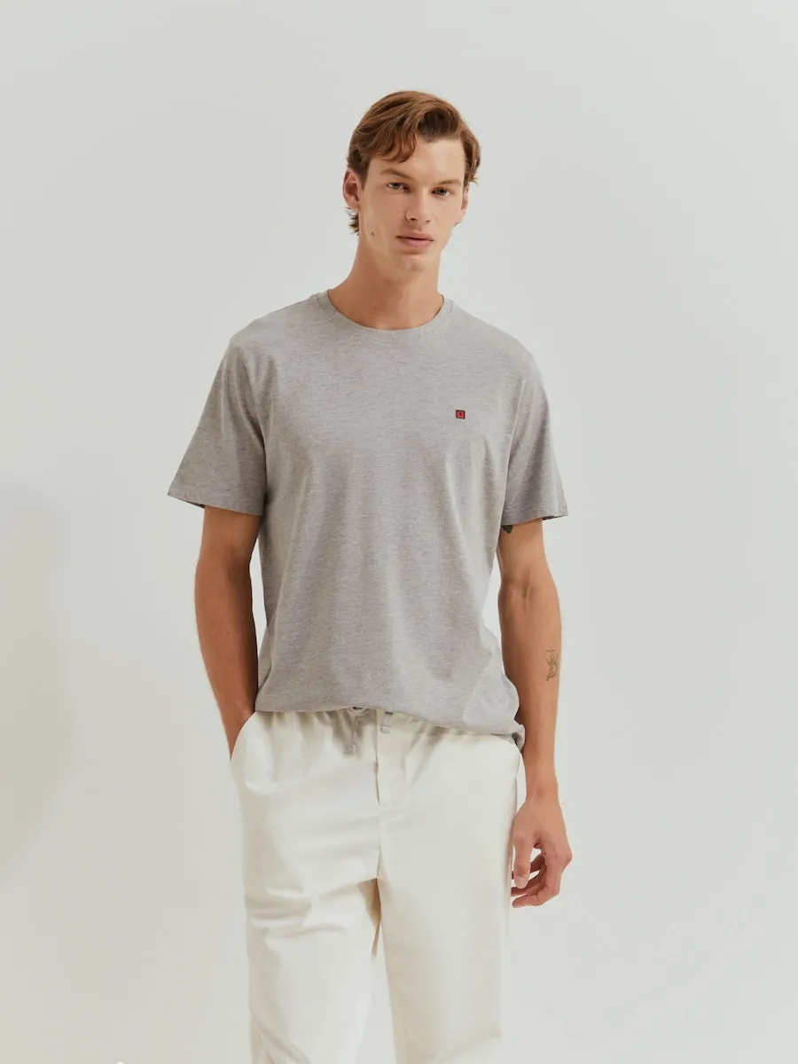 Мужская базовая хлопковая футболка Lion of Porches, серый
Мужская базовая хлопковая футболка Lion of Porches, серый