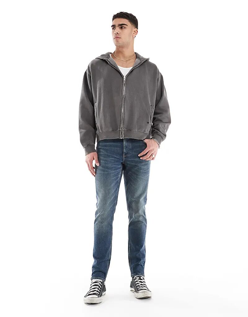 Узкие джинсы в средне-синем цвете ASOS DESIGN
Узкие джинсы в средне-синем цвете ASOS DESIGN