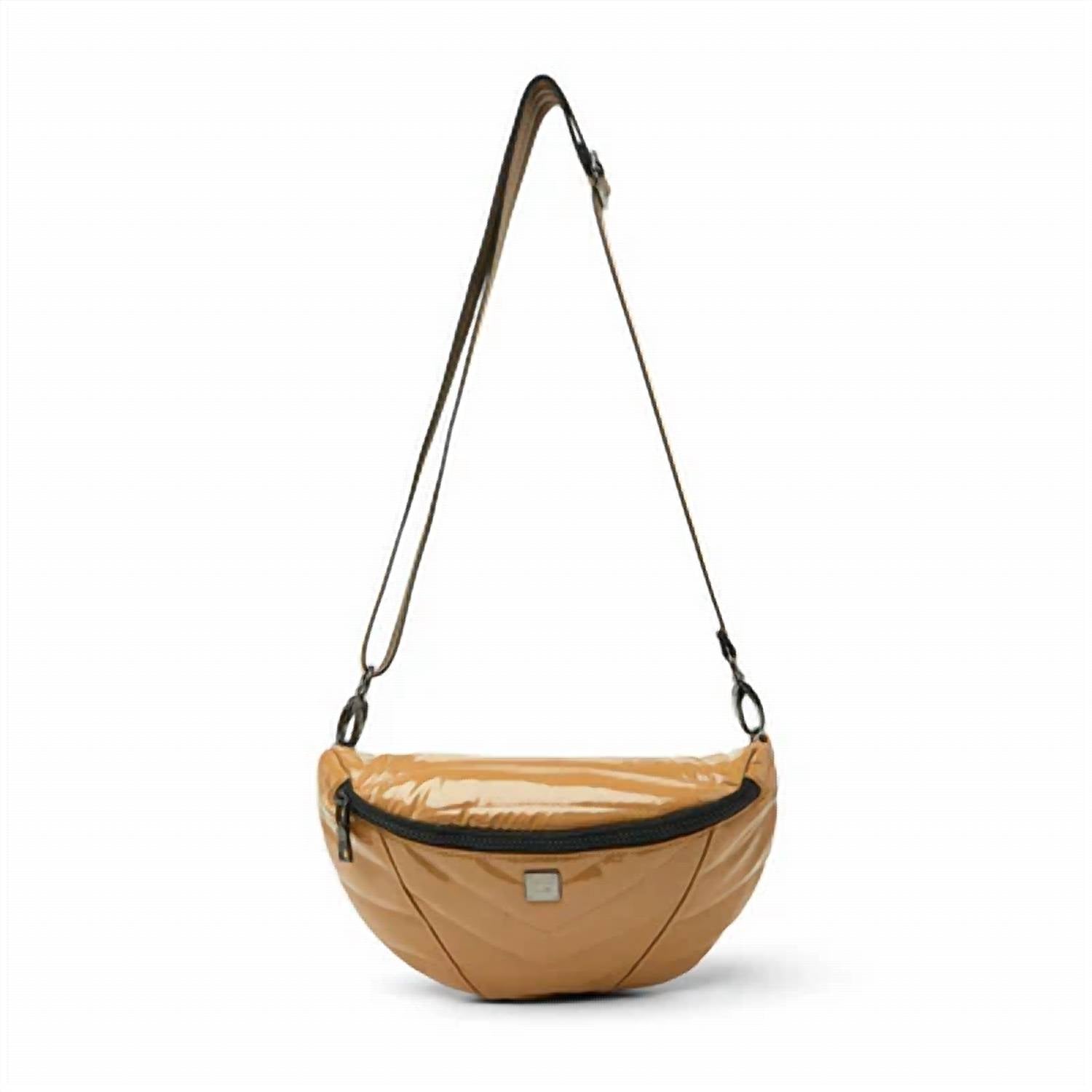 Женская сумка The Little Runaway из верблюжьей кожи THINK ROYLN, цвет camel patent, Бежевый, Женская сумка The Little Runaway из верблюжьей кожи THINK ROYLN, цвет camel patent
Женская сумка The Little Runaway из верблюжьей кожи THINK ROYLN, цвет camel patent, Бежевый, Женская сумка The Little Runaway из верблюжьей кожи THINK ROYLN, цвет camel patent