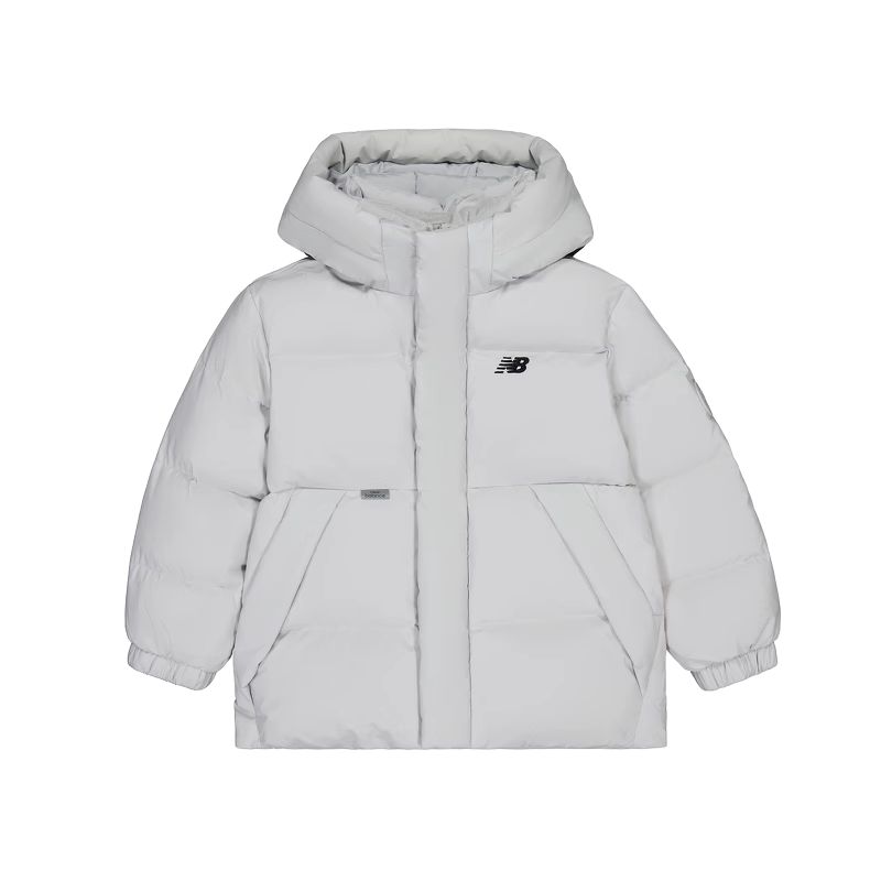 Детская пуховая куртка New Balance, серебристо-белая
Детская пуховая куртка New Balance, серебристо-белая