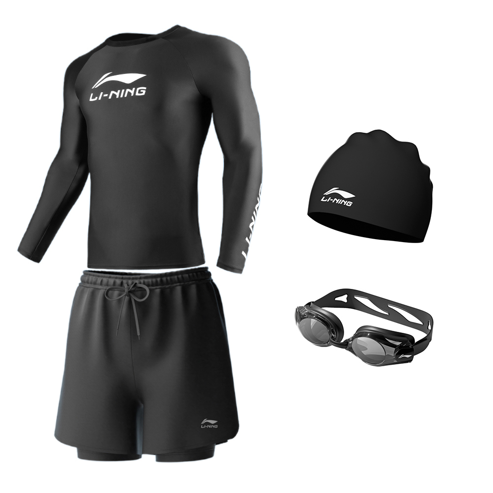 LINING Черный купальный комплект Men's
LINING Черный купальный комплект Men's